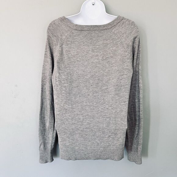 A. Byer Gray Skeleton Key Knit Graphic Sweater Womens M Quiet Luxury Scandi Chic - Picture 5 of 9